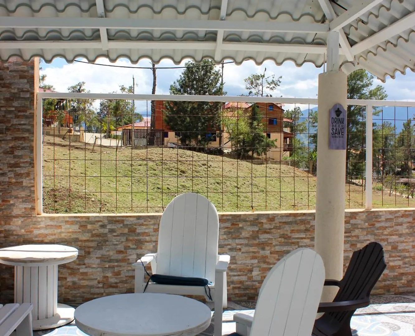Villa Raynell Constanza